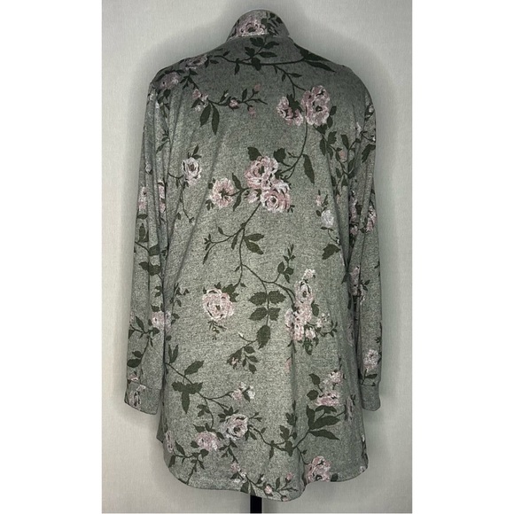 Lane Bryant Sage Green Floral Cardigan Size 22/24 - Picture 3 of 4